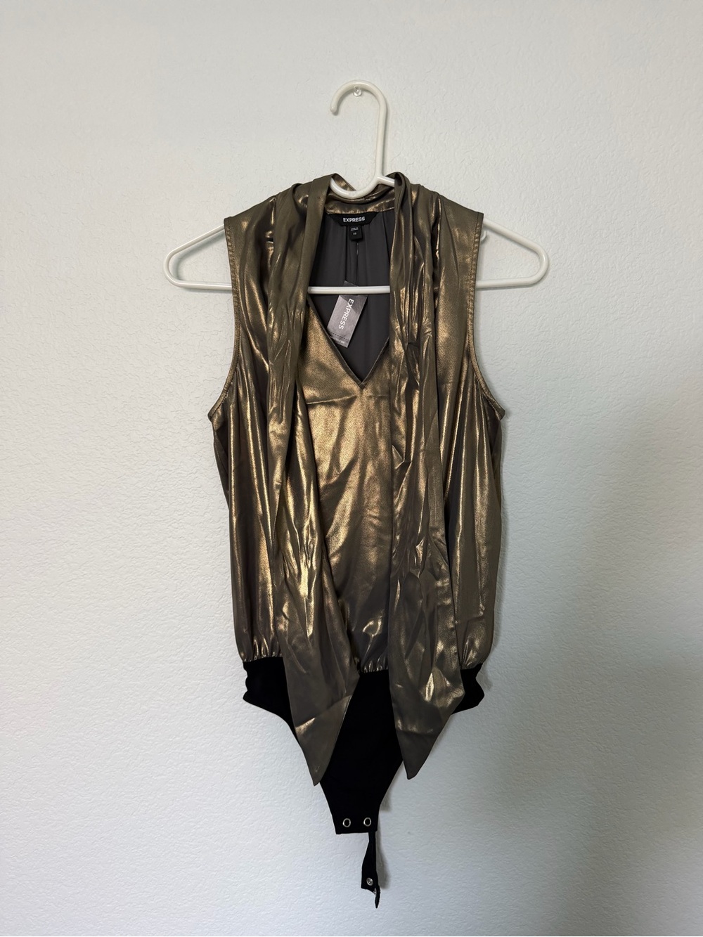 metallic gold/bronze v-neck bodysuit with lavallière (scarf collar)